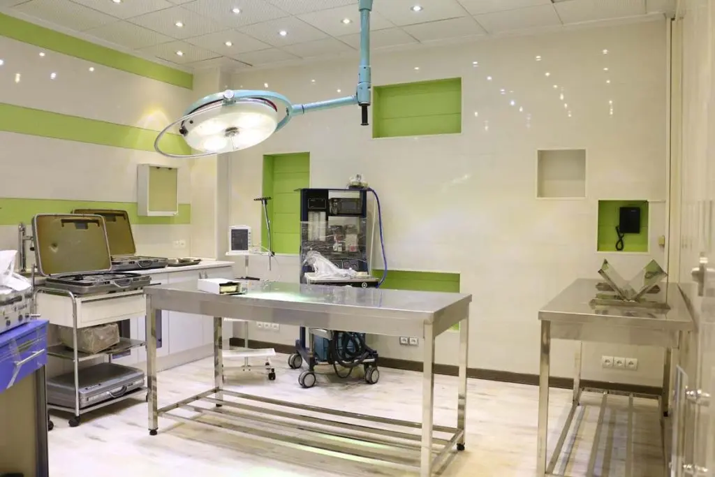 تصویر اول بیمارستان دامپزشکی درین